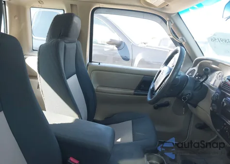 2008 Ford Ranger Fx4 Off-Road/Sport/Xl/Xlt z USA, uszkodzony, nr VIN 1FTYR15E98PA64477